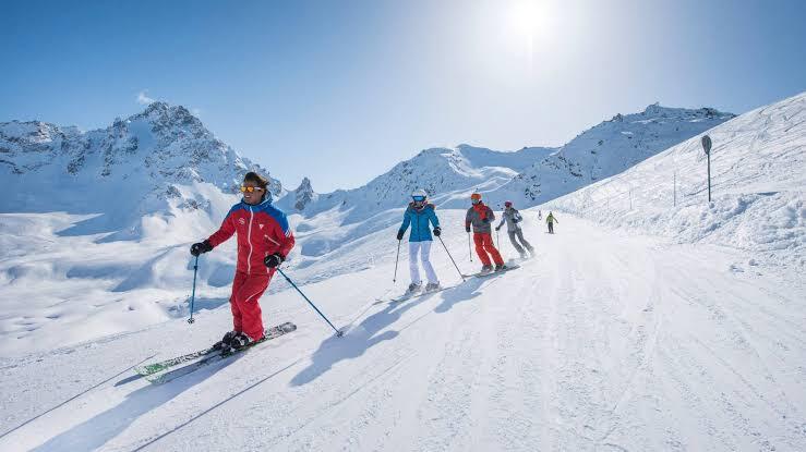 Skiing